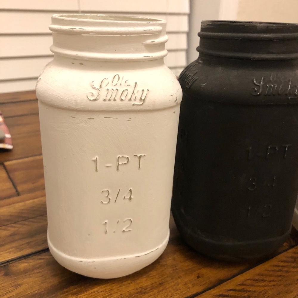 Painted Ole Smokey Moonshine Mason Jars - Picture 3 of 8